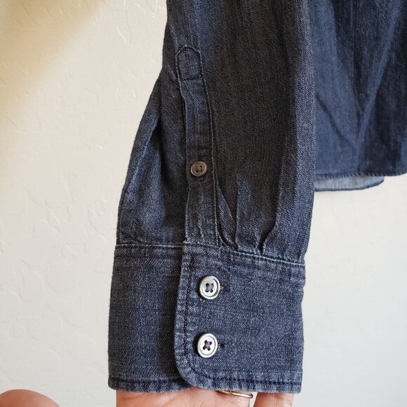 J.Crew Chambray Button Up Top Roll Tab Denim Blue Size 8 100% Cotton Long Sleeve - Picture 6 of 10